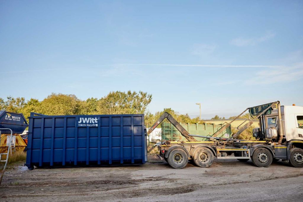 RoRo at full length | JWitt Waste recycling